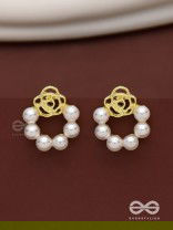 Eternal love - Golden rose studs with silver Pearls