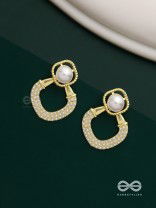 Celestial Pearls- Elegant pearl earrings