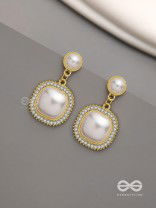  Ageless reverie - Earring studded with pearl and crystal 