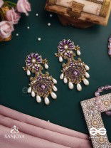 SHYAM PUSHP– DARK BLOSSOM A REGAL EARRING WITH RICH, DARK-HUED GEMSTONES AND PEARL ACCENTS, RESEMBLING A BLOOMING FLOWER