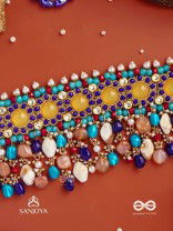 RANG TARANGINI – JAHNVI KAPOOR INSPIRED NECKPIECE WITH COLORFUL BEADS, STONES, PEARLS AND INTRICATE DESIGN