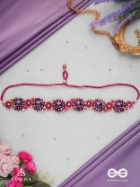 VARNAMALA ABHUSHANA - ADORNMENT OF COLORS - HEADBAND WITH GEMSTONES AND BEADS IN FLORAL PATTERNS