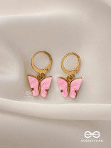 TAKE THE SKY LIKE A BUTTERFLY - CUTE DANGLER EARRINGS (SOFT PINK)