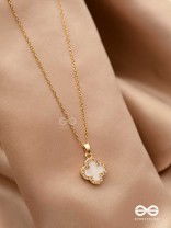 Mystic Clover - Crystal Embellished 2-in-1 Pendant (Black and White)