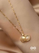 Golden Seashell - Pearl Embellished Pendant