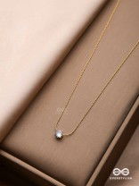 AURA GLEAM - TIMELESS DAINTY STAINLESS STEEL WHITE CZ PENDANT