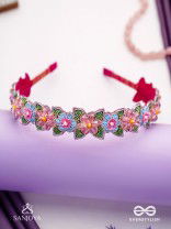 MADHUVRATA - SPRING BLOOM - DELICATE EMBROIDERED HAIR ACCESSORY WITH FLORAL MOTIFS AND BEADS