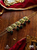 VANASHREE - QUEEN OF THE FOREST- MESMERIZING NECKLACE WITH VIBRANT GREEN AND GOLDEN ACCENTS, ADORNED WITH KUNDAN AND PEARLS