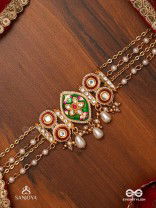 HARINAKSHI - DOE-EYED BEAUTY - GRACEFUL HANDCRAFTED KUNDAN CHOKER WITH POLKI ACCENTS AND PEARL DETAILS