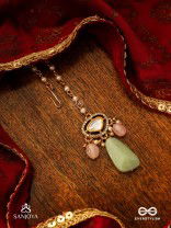 SHITALA - COOLING GRACE - CLASSIC GREEN KUNDAN POLKI MAANGTIKA WITH GOLDEN DETAILS AND SOFT GEM ACCENTS