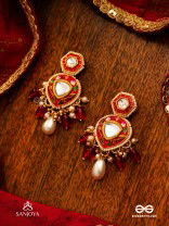 JWLALA - FLAME-LIKE BEAUTY - MAJESTIC HANDCRAFTED KUNDAN EARRINGS WITH ORNATE RED AND GOLDEN DETAILS
