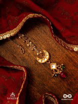 INDURAGA - MELODY OF THE MOON - ROYAL KUNDAN MAANGTIKA WITH CRESCENT MOTIFS AND RUBY DROPS