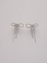TWINKLE TIE- DAINTY AND FEMININE SPARKLE EARRINGS
