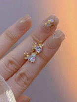 LUMINOUS FAWN - DAINTY HEART GEM DEER STUDS