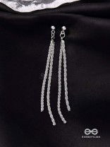 MOONLIT VEIL - DELICATE METALLIC CHAIN DANGLERS