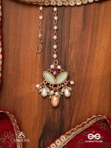 VASANTILATA - SPRING VINE- CHARMING PASTEL KUNDAN MAANGTIKA WITH GEMSTONES, BEADS AND PEARL DROPS