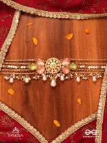 TARUNIMA - FRESHNESS- SIMPLE GRACEFUL CHOKER NECKPIECE WITH GEMSTONES, KUNDAN AND PEARLS