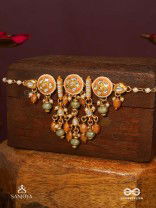 RAGTANIKA - COLORED COMPOSITION- HERITAGE STYLE KUNDAN NECKPIECE WITH PEARLS AND BEADS
