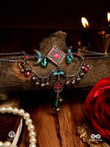 MOONFESTA - ETHNIC CRESCENT NECKLACE