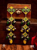 PETAL POP - TRIPLE-TIERED ENAMELLED EARRING