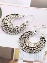 The Lady With A Class Traditional Motif Earrings 