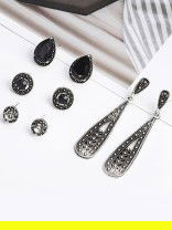 Delightful Dark Set of 4 Stud Earrings