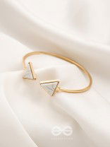 The Gorgeous Charmer- Marble Triangles Bracelet - White