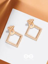 The modern girl’s intriguing artistic ear-jackets