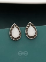 The Sparkling Dew- Silver Stud Earrings