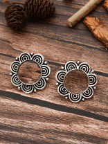 The Cute Florals - Oxidised Boho Studs
