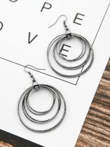 The Shimmery Circles - Dark Grey Elegant Earrings
