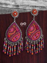 The Mesmerising Intricacy (Orange- Pink) - Embroidered Oxidised Collection