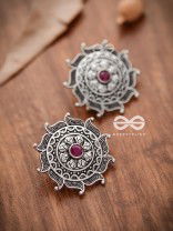 The Vintage Royal Artwork Studs (Ruby Red)- Embellished Oxidised Collection
