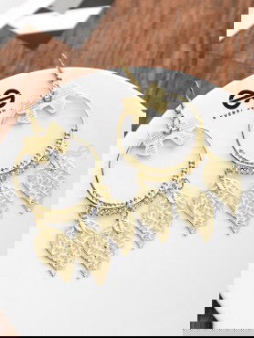 The Playful Charm - Golden Light-weight Earrings