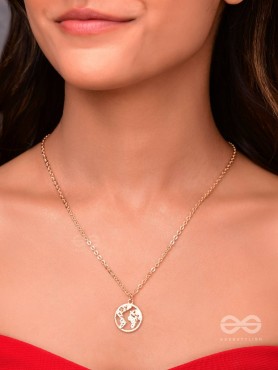 Citizen Of The Globe - Statement Golden Neckpiece With Anti-Tarnish Coating 