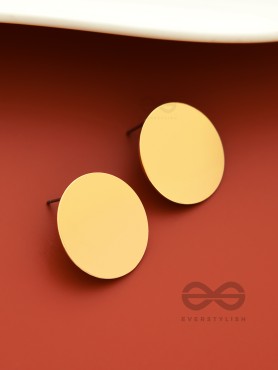 Mirror Reflection - Casual Golden Studs