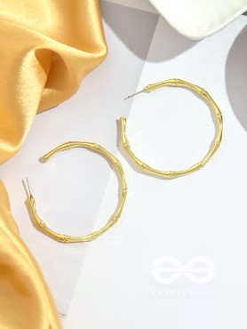 The Enso Circle- Elegant Golden Hoops