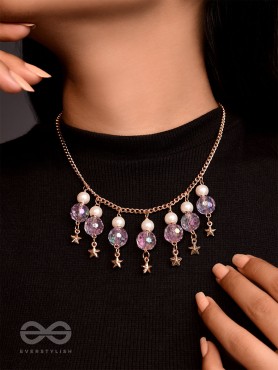 The Galaxy Globes- Golden Pearl Neckpiece With Anti-Tarnish Coating 