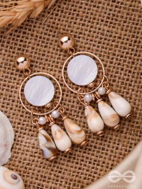 BROWN SUGAR SHELLS - THE CLASSIC HOOP EARRINGS