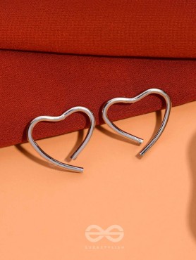 LOVE IN PROGRESS - CASUAL SILVER STUDS