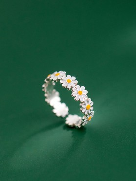 DAISY MEADOWS - SILVER EMBELLISHED RING (ADJUSTABLE)