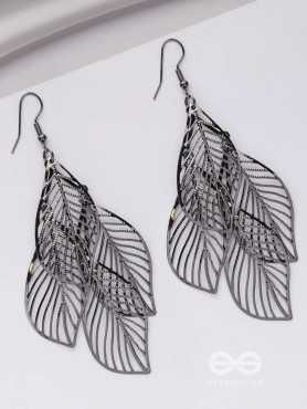 LEAF ME BREATHLESS - SILVER STATEMENT EARRINGS