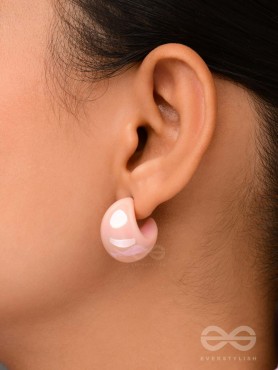 Groovy Arcs - Holographic Acrylic Earrings (Pink)