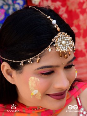 Vilsat- The Exquisite Mesh- Pearl, Beads And Glass Drops Hand Embroidered Maangtika