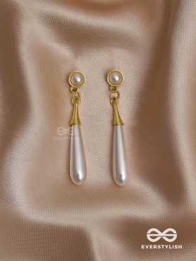 CHIC GLAM - MIX OF SILVER AND GOLDEN EARRINGS