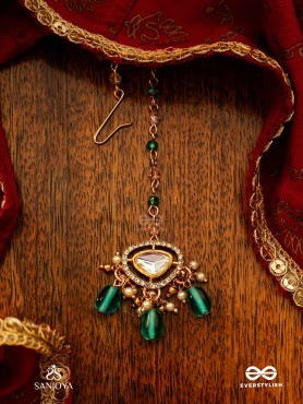 INDRANEELA - BLUE SAPPHIRE GLOW - ROYAL KUNDAN POLKI MAANGTIKA WITH SPARKLING TEAL GEMSTONES