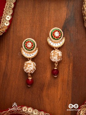 SHASHIRATNA - MOON GEM- MINIMALISTIC KUNDAN ENAMEL EARRINGS WITH FLORAL CENTER, PEARL SPHERES AND CELESTIAL DESIGN