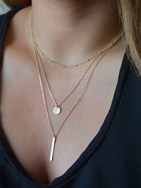 Forever upping the style game, multilayered dainty necklace