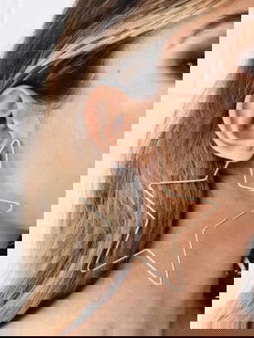 Effortlessly chic and stylish- star shaped hoops