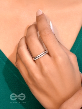 The Sparkling Skyline- Silver Layered Ring